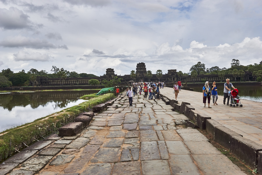 The Royal Way to Angkor Wat